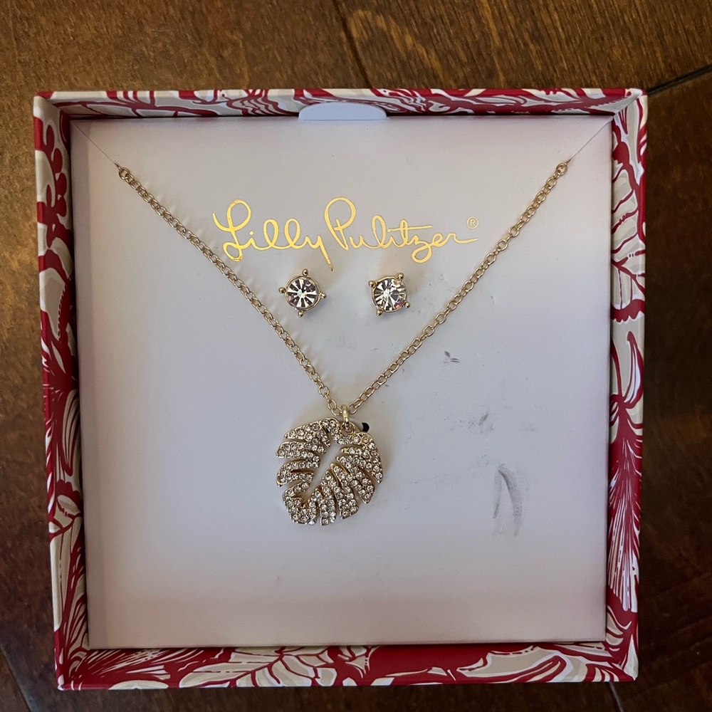 Lilly Pulitzer Necklace and earring set in Box - Diamond and Gold Style NEW